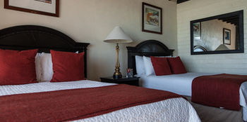 California Villas Y Hotel 恩塞纳达港 外观 照片